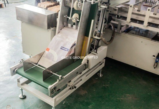 Paper Bag Handle Pasting Machine Bag Feeding